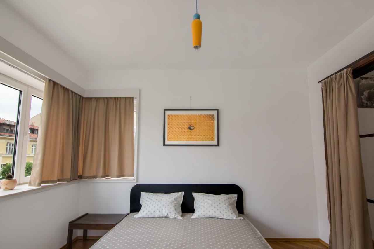 Design Apartment In Sofia Top City Center Exterior photo